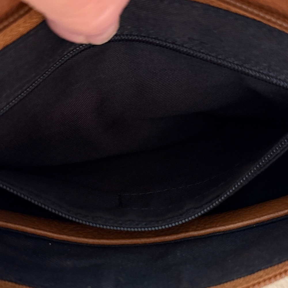 Tignanello Brown Leather Crossbody Bag - Picture 6 of 13